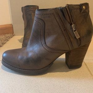 Clarks Leather Ankle Boot